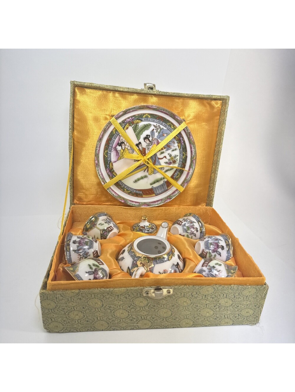 Japanese 8 pc tea set excellent condition  box vintage miniature tea cups